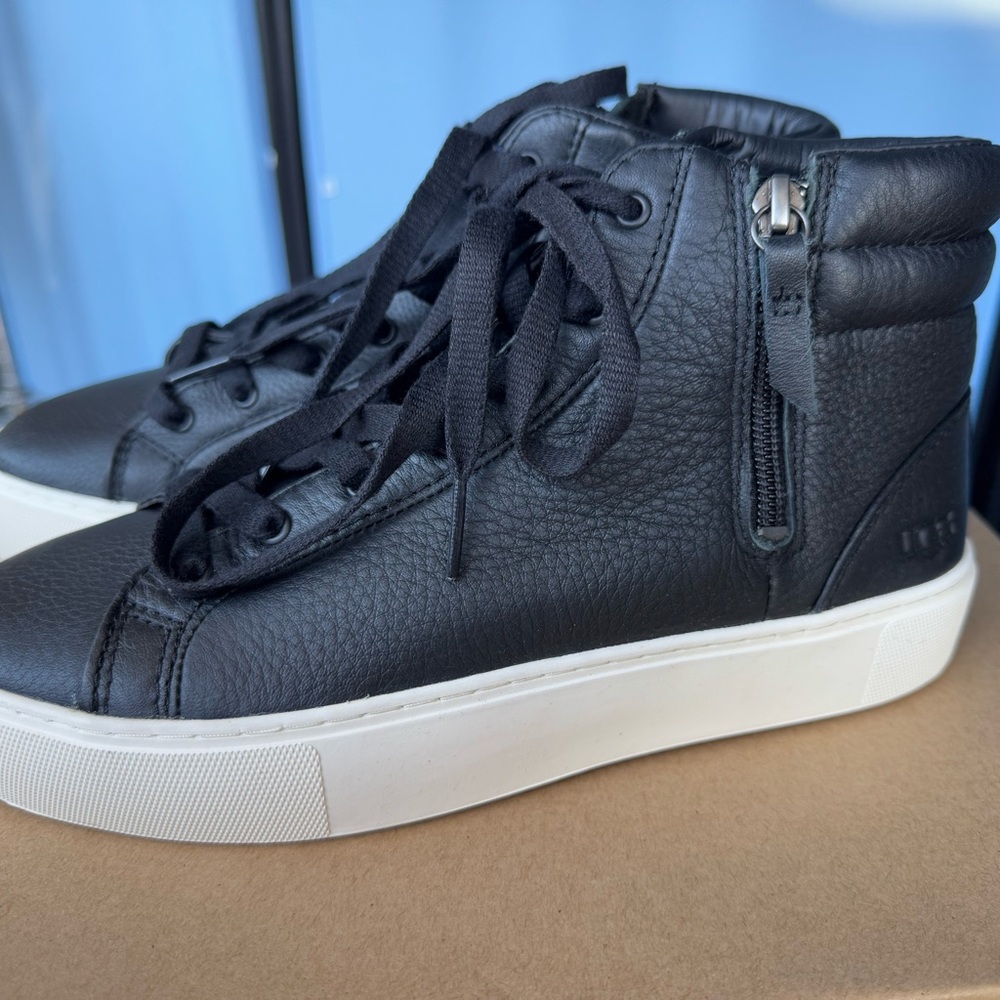 UGG Olli Hightop